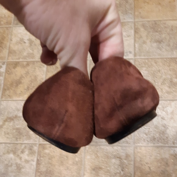 Vince Women's Nina D'Orsay Suede Flats. Made in Italy. - Picture 7 of 10